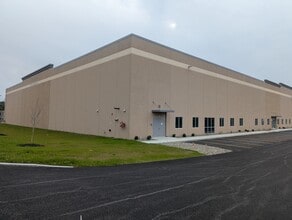 48 Corporate Circle, Albany, NY for lease Building Photo- Image 2 of 10