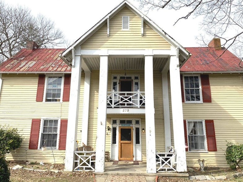 579 Botetourt Rd, Fincastle, VA for sale - Primary Photo - Image 1 of 44