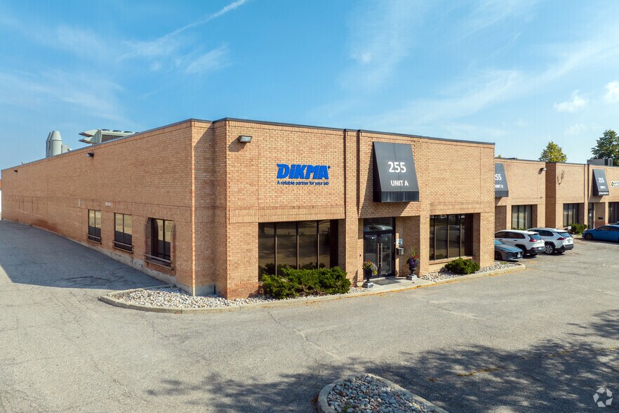 255 Shields Ct, Markham, ON for sale - Primary Photo - Image 1 of 1