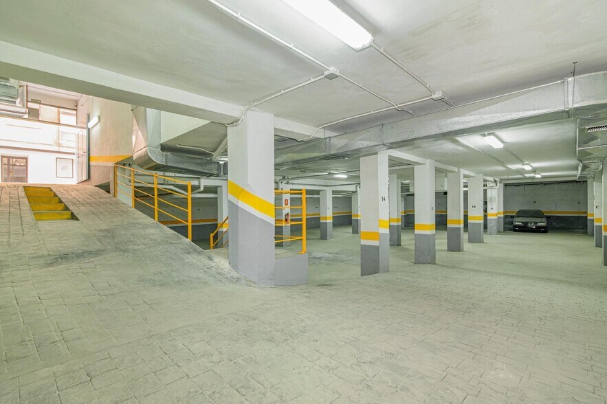 Calle Profesor Tercedor Díaz, 4, Granada, Granada à vendre - Photo du bâtiment - Image 2 de 34