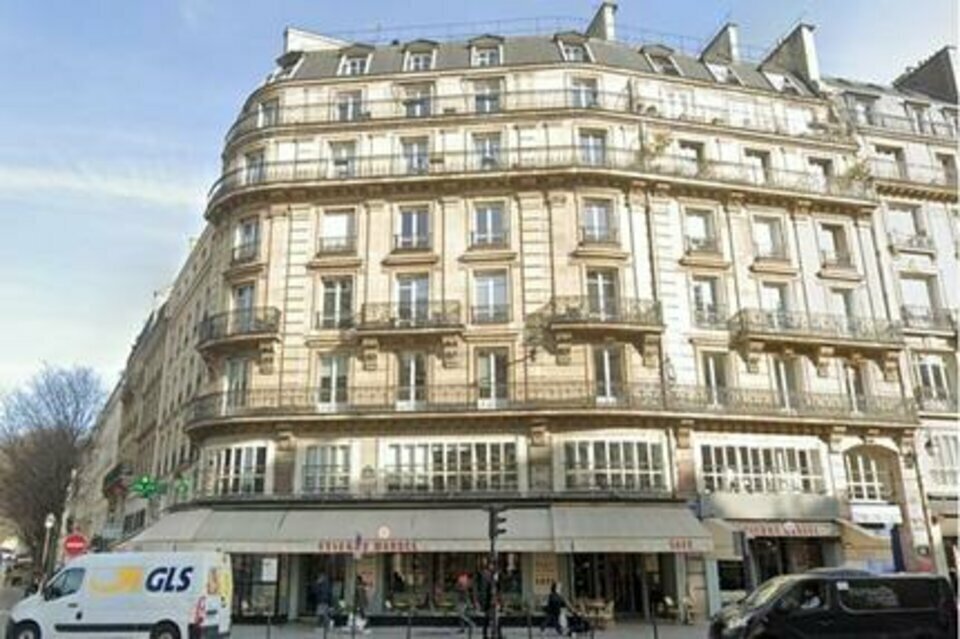 Coworking Space in Paris for lease Building Photo- Image 1 of 12