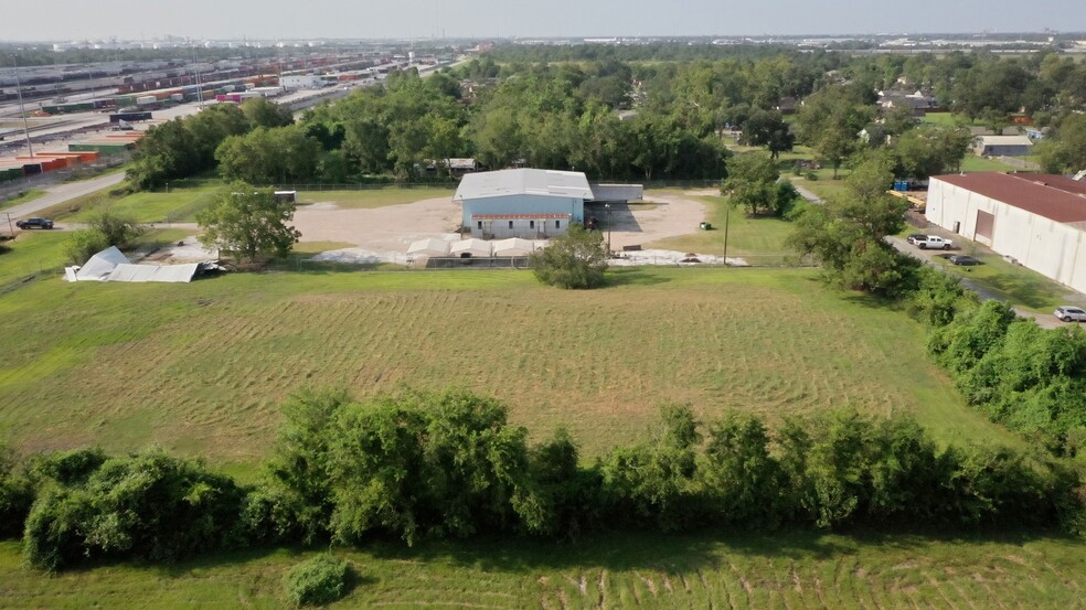 6906-6916 Elbert St, Houston, TX à louer - Photo du bâtiment - Image 3 de 5