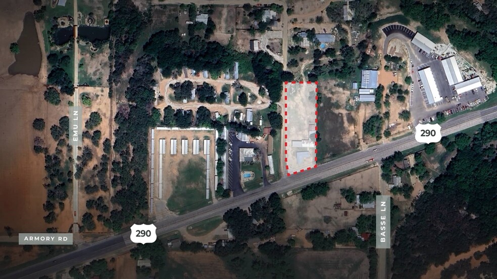 1594 W US Highway 290, Fredericksburg, TX à vendre - Photo du bâtiment - Image 2 de 2