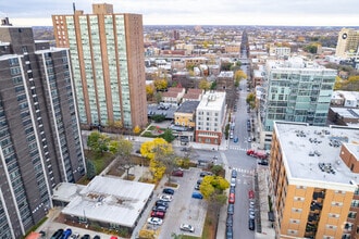 4652 N Sheridan Rd, Chicago, IL - Aerial map view