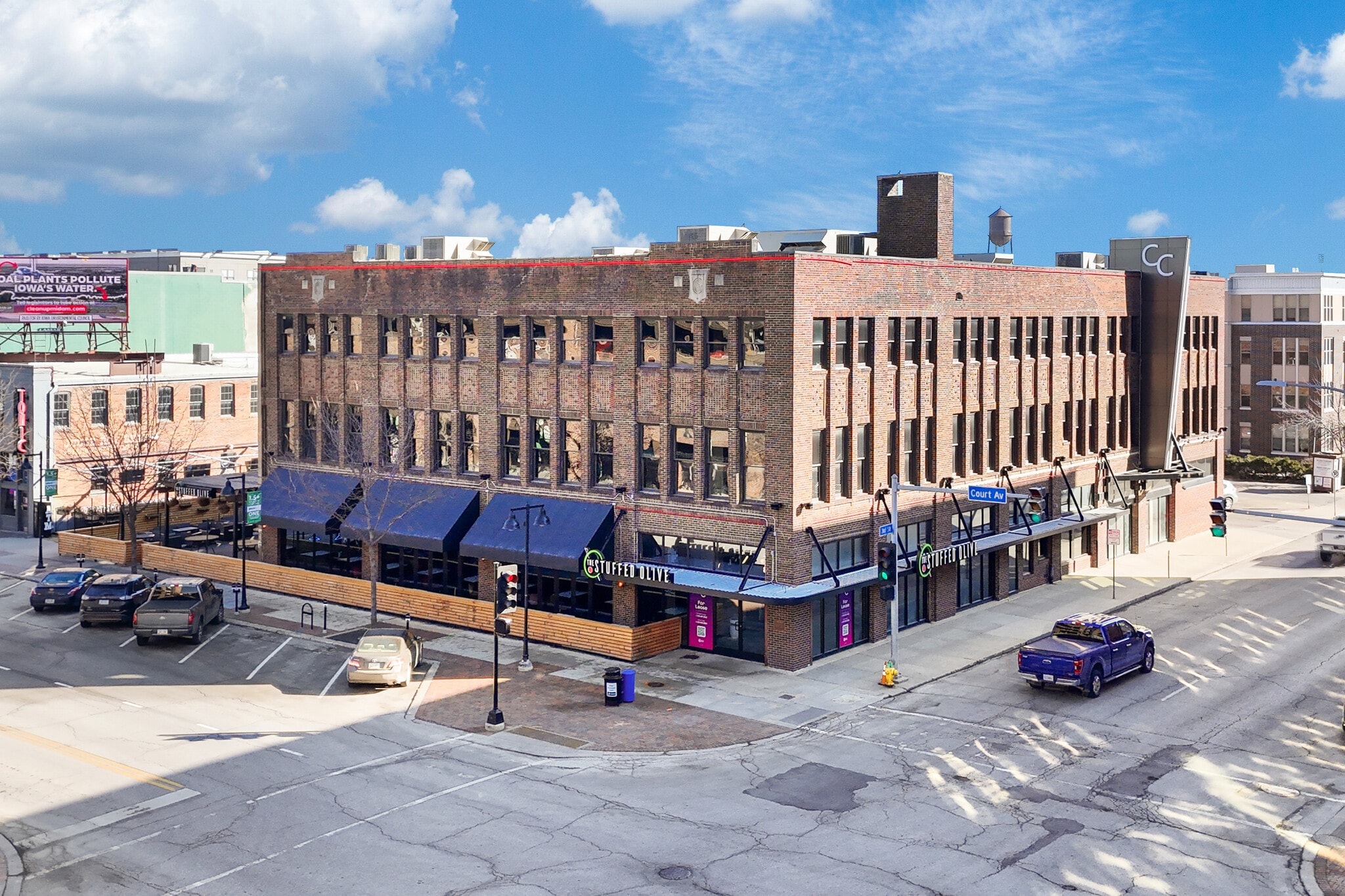 216 Court Ave, Des Moines, IA for sale Primary Photo- Image 1 of 20