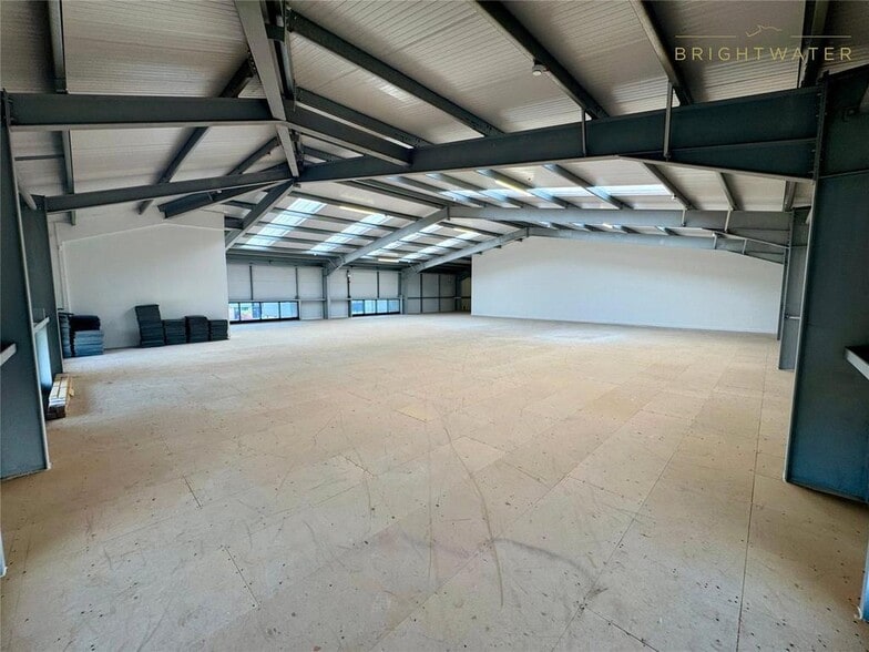 Oak Field Rd, Three Legged Cross for lease - Building Photo - Image 1 of 5