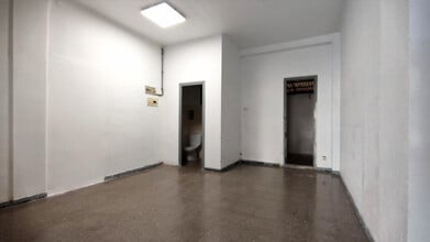 Retail in Rubí, Barcelona for lease Interior Photo- Image 1 of 3