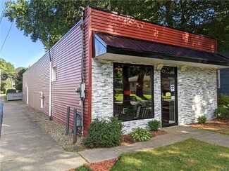 Plus de détails pour 74 Hamlin St, Cortland, NY - Vente au détail à vendre