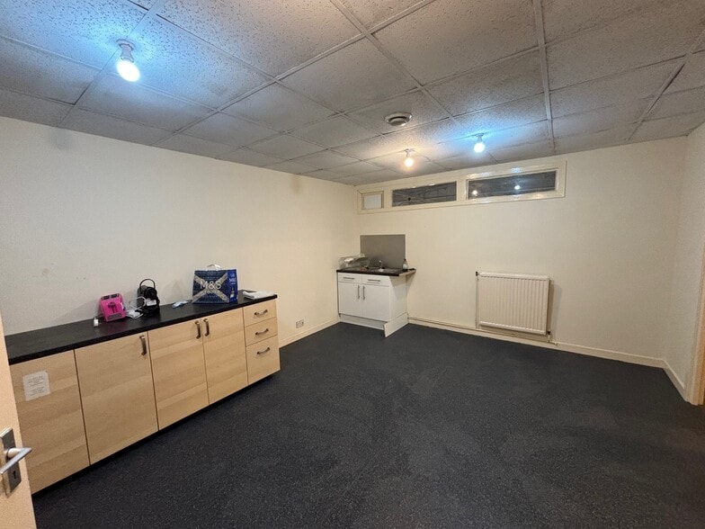 101 Brook St, Glasgow for lease - Building Photo - Image 3 of 11