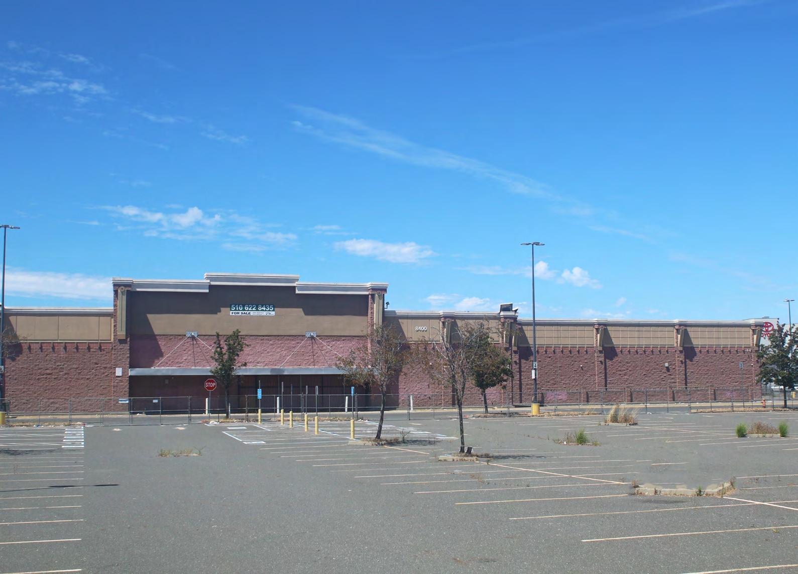 8400 Edgewater Dr, Oakland, CA for sale Building Photo- Image 1 of 9