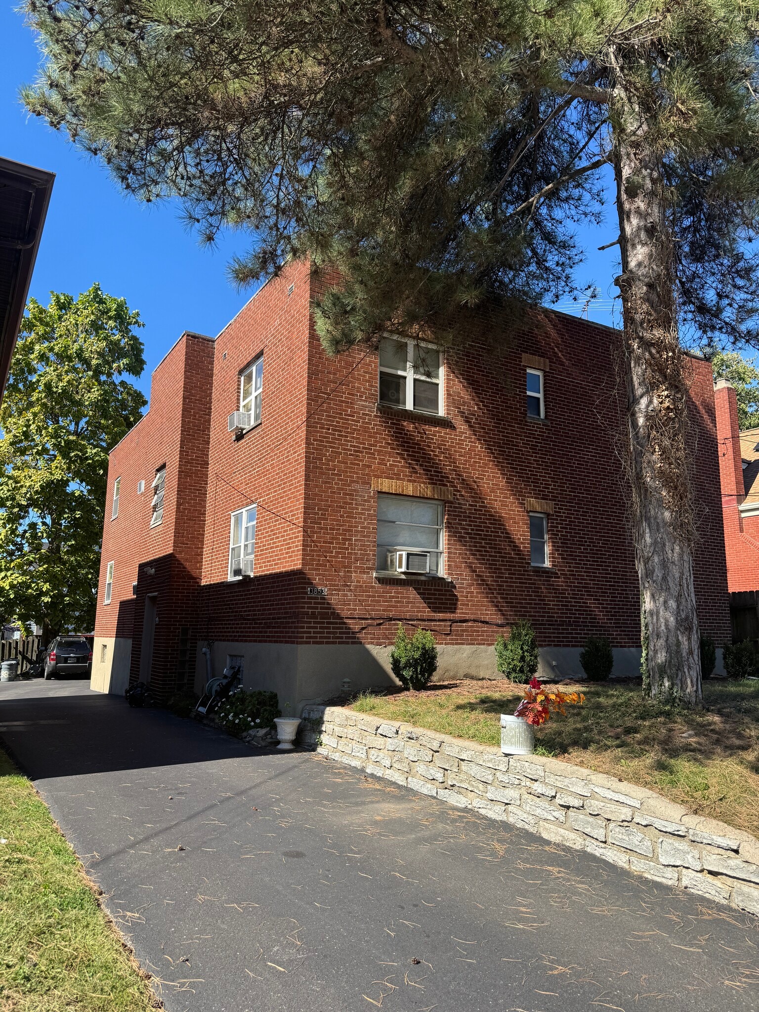 3853 Delmar Ave, Cincinnati, OH for sale Building Photo- Image 1 of 19