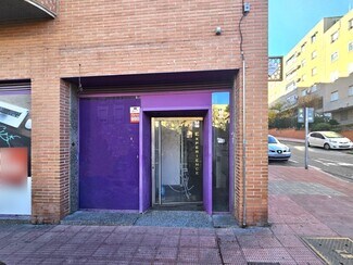 Plus de détails pour Bureau/Commerce de détail à louer