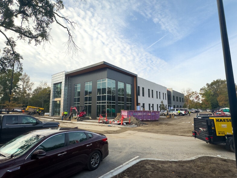 4287 Spruill Ave, North Charleston, SC for lease - Primary Photo - Image 2 of 6