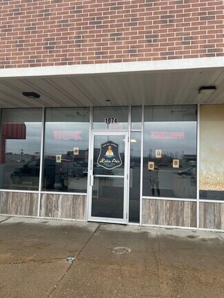 Plus de détails pour 1080 Riverplace Mall, Amery, WI - Commerce de détail à louer