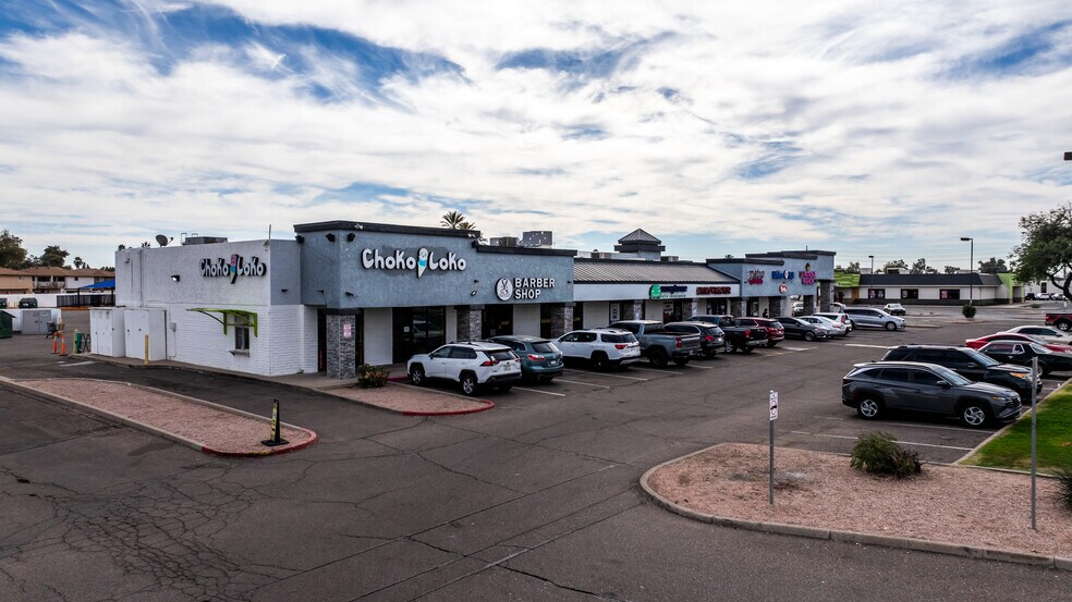 8115-8129 N 35th Ave, Phoenix, AZ à louer - Photo du bâtiment - Image 3 de 6