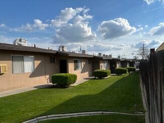 More details for 1911 Flower St, Bakersfield, CA - Multifamily for Sale