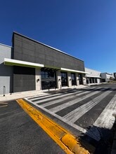 5502-5726 Cortez Rd W, Bradenton, FL for lease Interior Photo- Image 1 of 10