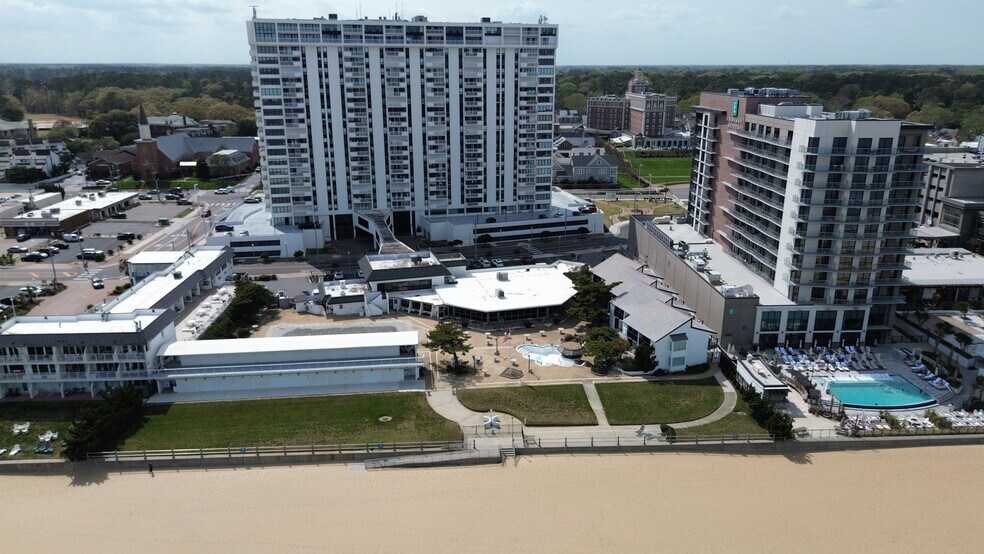 4007 Atlantic Ave, Virginia Beach, VA à louer - Photo du bâtiment - Image 1 de 10