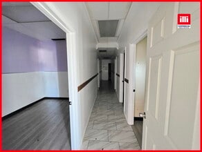 14435 Sherman Way, Van Nuys, CA for lease Interior Photo- Image 2 of 8