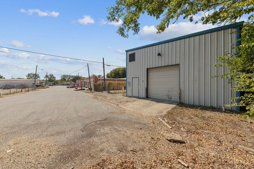 49 Happy St, Killeen, TX à louer - Photo du bâtiment - Image 1 de 24