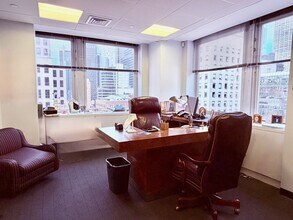 529 5th Ave, New York, NY for lease Interior Photo- Image 2 of 3