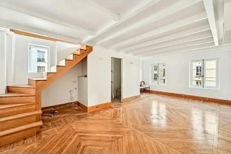 Office in Paris for lease - Interior Photo - Image 3 of 6