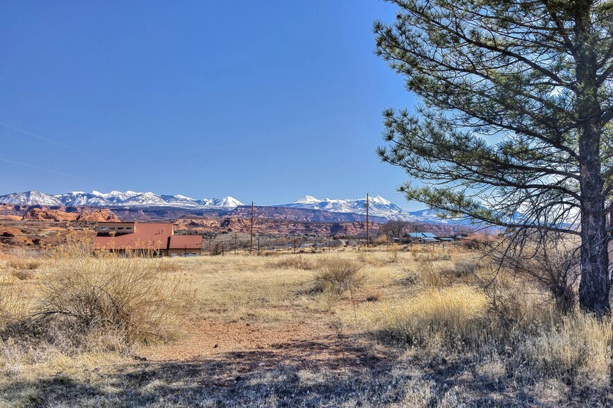 1801 Skyline Dr, Moab, UT à vendre - Photo du b timent - Image 3 de 12