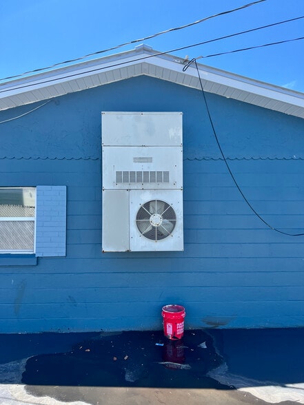 4810 110th Ave, Pinellas Park, FL for sale - Building Photo - Image 2 of 12