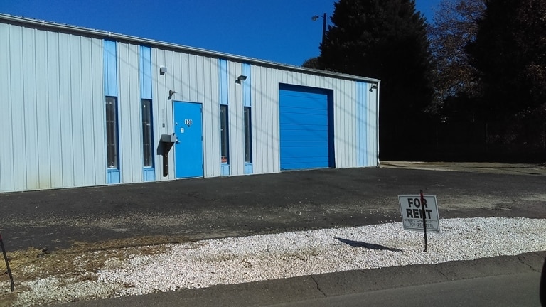 108 Osceola St, Gastonia, NC for lease - Building Photo - Image 2 of 23