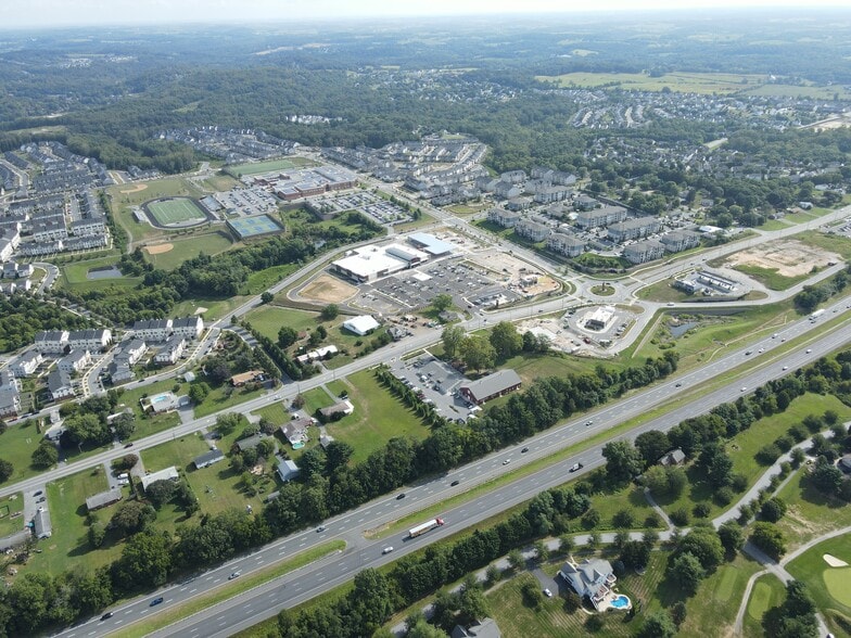 Old National Pike, Lake Linganore, MD for lease - Building Photo - Image 2 of 6