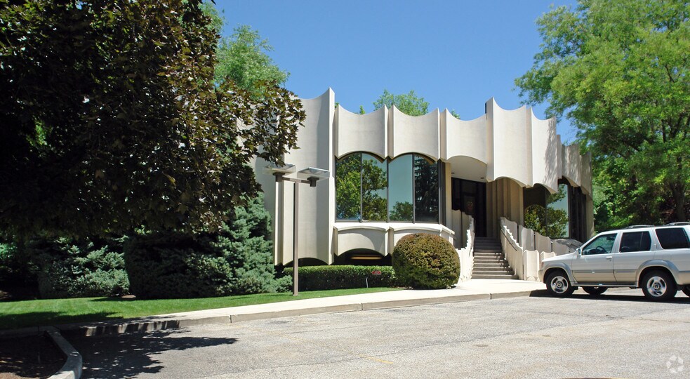 4535 S 2300 E, Salt Lake City, UT à louer - Photo du bâtiment - Image 3 de 11