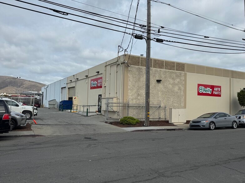 78 S Linden Ave, South San Francisco, CA à vendre - Photo du bâtiment - Image 3 de 15