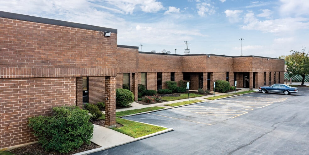 950-960 N Dupage Ave, Lombard, IL à louer - Photo du bâtiment - Image 1 de 2