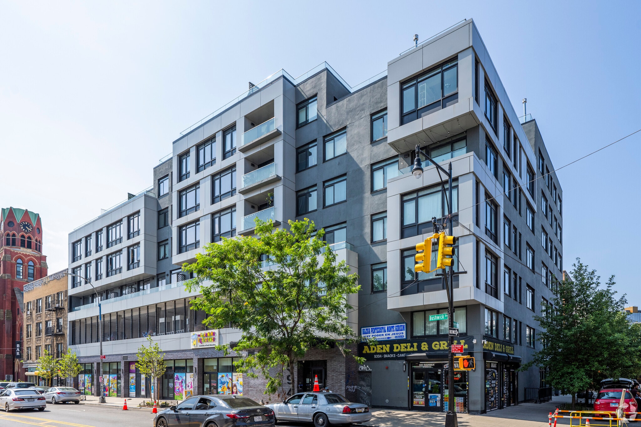 594 Bushwick Ave, Brooklyn, NY for lease Primary Photo- Image 1 of 2