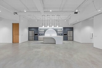 18100 Von Karman Ave, Irvine, CA à louer Photo intérieure- Image 1 de 5