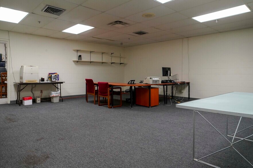 525 S Highway 77, Robstown, TX à louer - Photo intérieure - Image 3 de 10