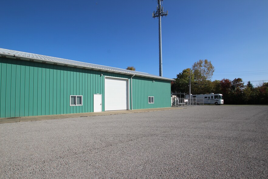 8059 Lewis Rd, Berea, OH for lease - Building Photo - Image 2 of 7