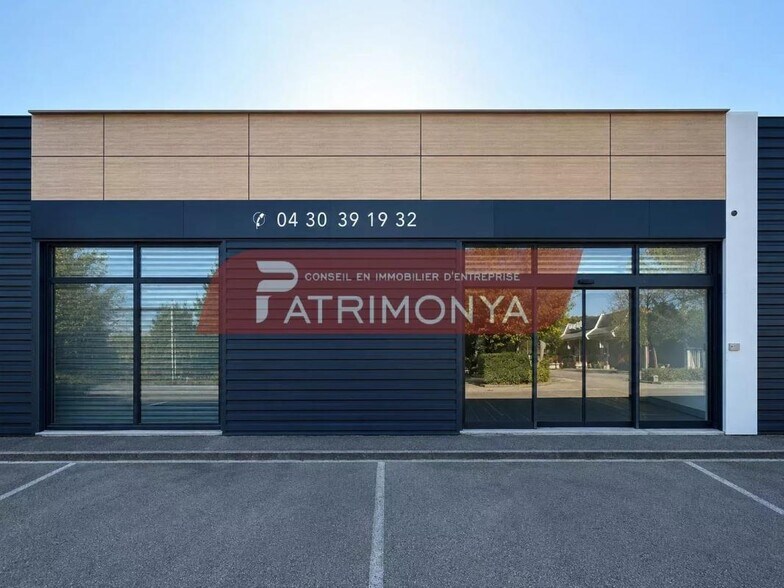 Retail in Bagnols Sur Ceze for lease - Building Photo - Image 1 of 6