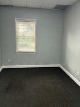 15894 Brothers Ct, Fort Myers, FL à louer Photo intérieure- Image 2 de 10