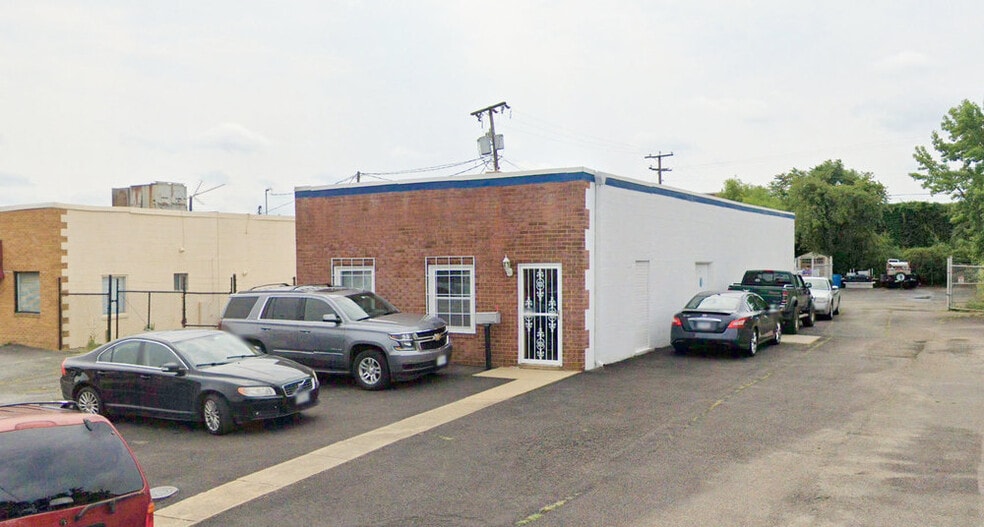 5321 Distributor Dr, Richmond, VA for sale - Primary Photo - Image 1 of 3