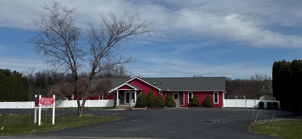 120 W Willis Rd, Saline, MI for sale - Building Photo - Image 1 of 31