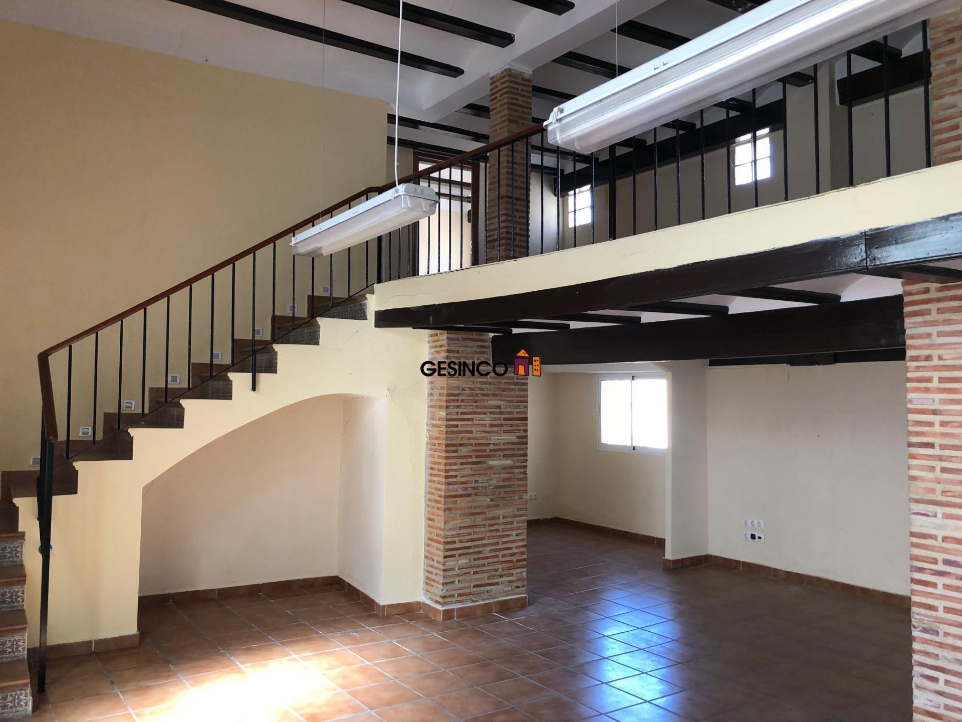 Retail in Ontinyent, Valencia for lease Building Photo- Image 1 of 9