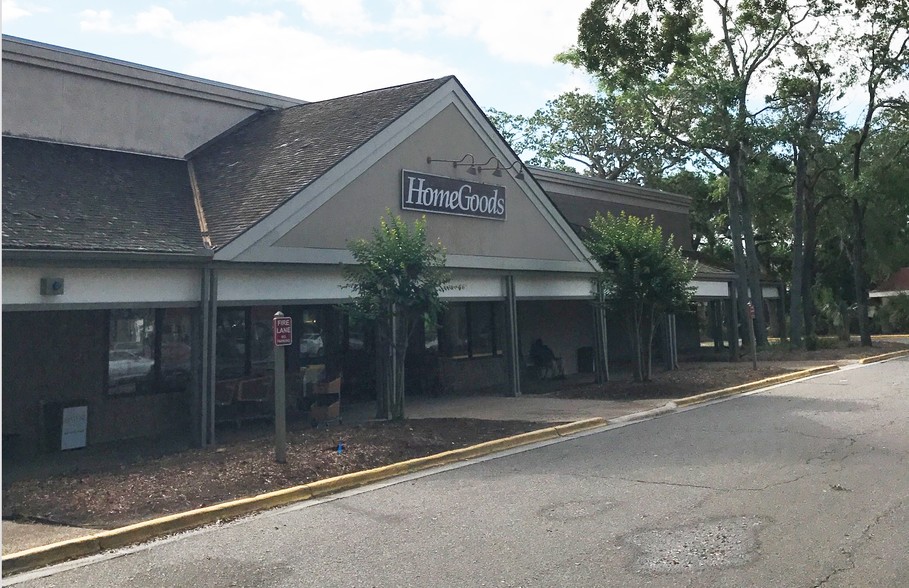 6 Northridge Dr, Hilton Head Island, SC for lease - Building Photo - Image 1 of 7