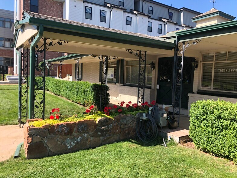 5401 S Prince St, Littleton, CO à louer - Photo du bâtiment - Image 3 de 25