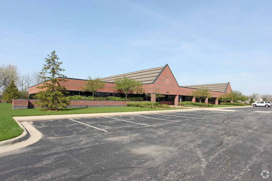 3200 Eagle Park Dr NE, Grand Rapids, MI for sale - Building Photo - Image 1 of 3