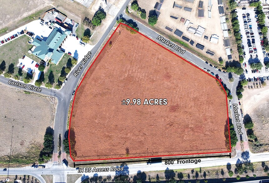 2212 N I-35 Hwy, San Marcos, TX à vendre - Photo du bâtiment - Image 1 de 3