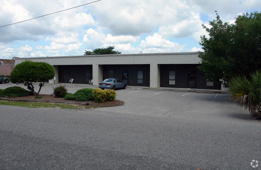 4512 Poinsett St, North Myrtle Beach, SC à vendre - Photo du bâtiment - Image 2 de 7