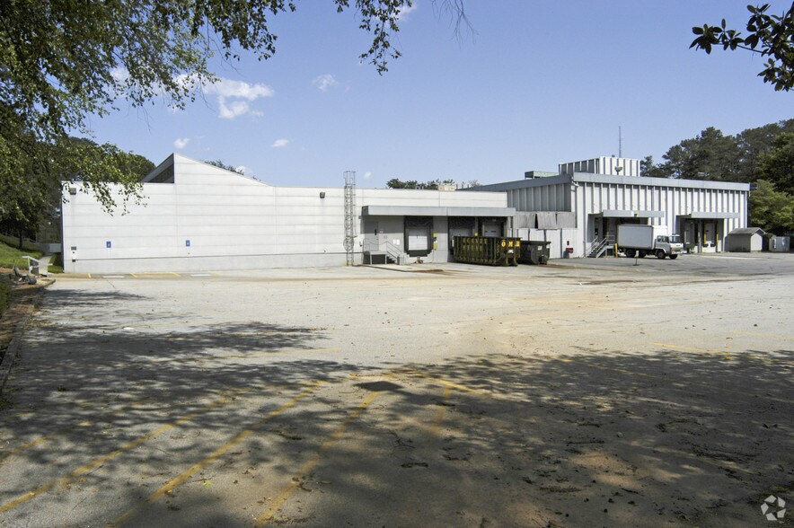 2935 Miller Rd, Decatur, GA à louer - Photo du bâtiment - Image 2 de 3