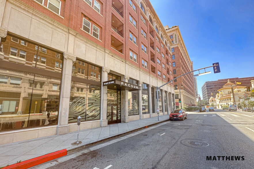 1026 S Broadway, Los Angeles, CA for lease - Building Photo - Image 1 of 3