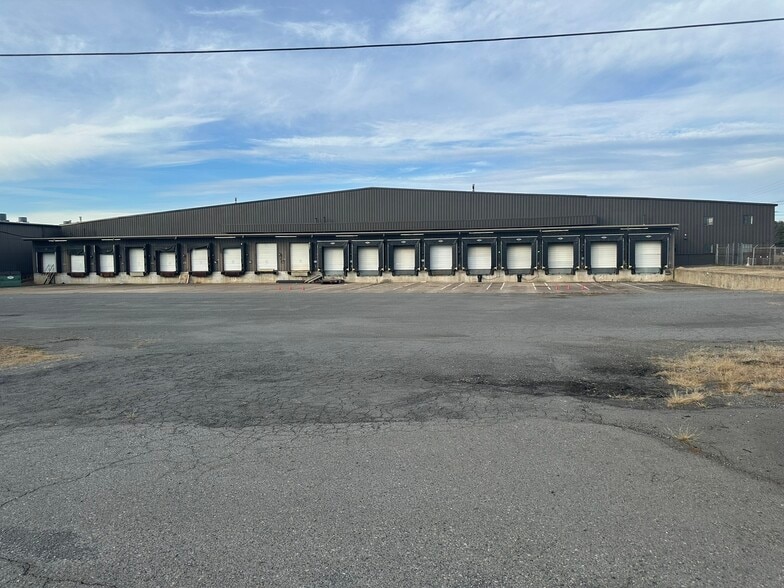 1100 N Redmond Rd, Jacksonville, AR for lease - Primary Photo - Image 1 of 22
